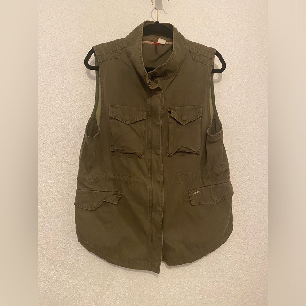 Element Bonfire Vest / Top Sz large Army Green Contrast Back Elastic Waist